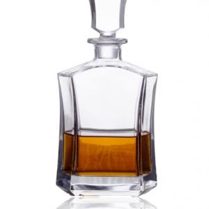 700ml Whiskey Decanter for Liquor Scotch Bourbon or Wine